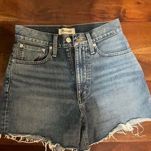 Madewell shorts size 25!